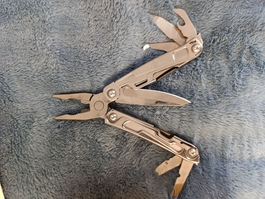 Multitool Leatherman REV (kosmetyczne ślady użytkowania)