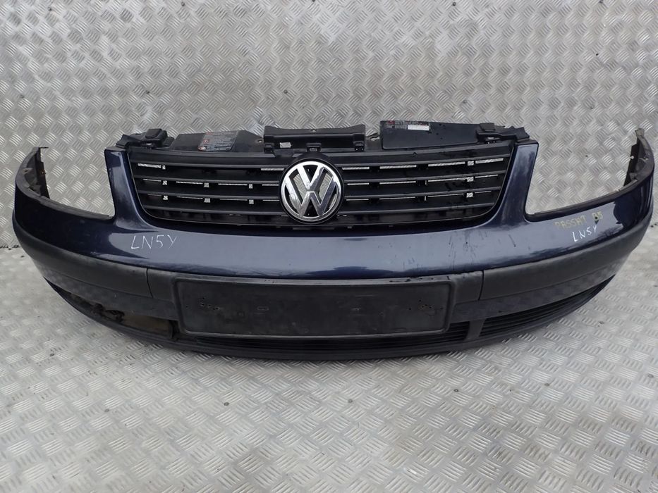 ZDERZAK PRZOD VW PASSAT B5 LN5Y RADOM