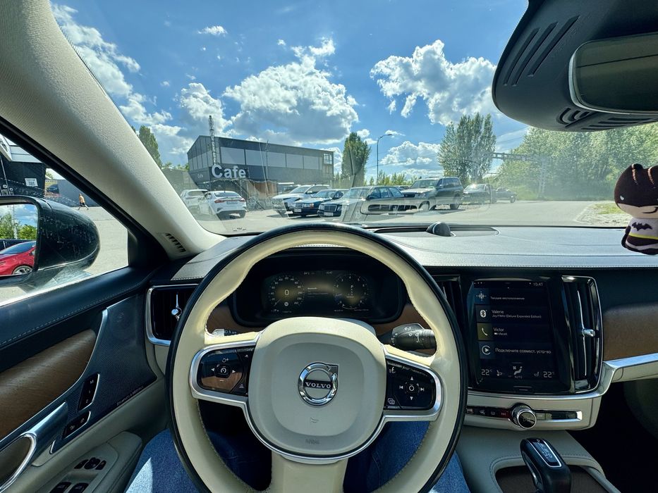 Продам Volvo S90