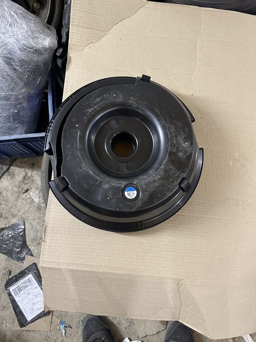 Сабвуфер audi q3,audi a1,bang&olufsen,83a035382A
