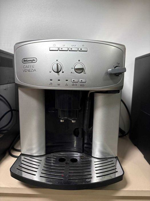 Кавомашина Delonghi Magnifica Caffe Venezia ESAM 2200