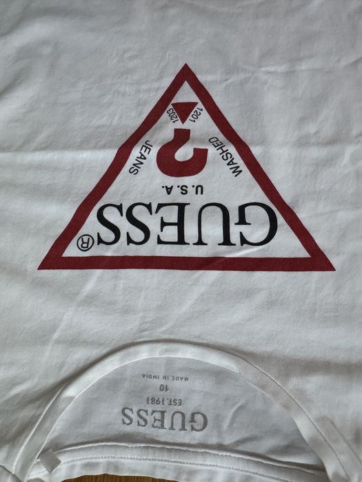 Koszulka Guess r. 10 jak nowa