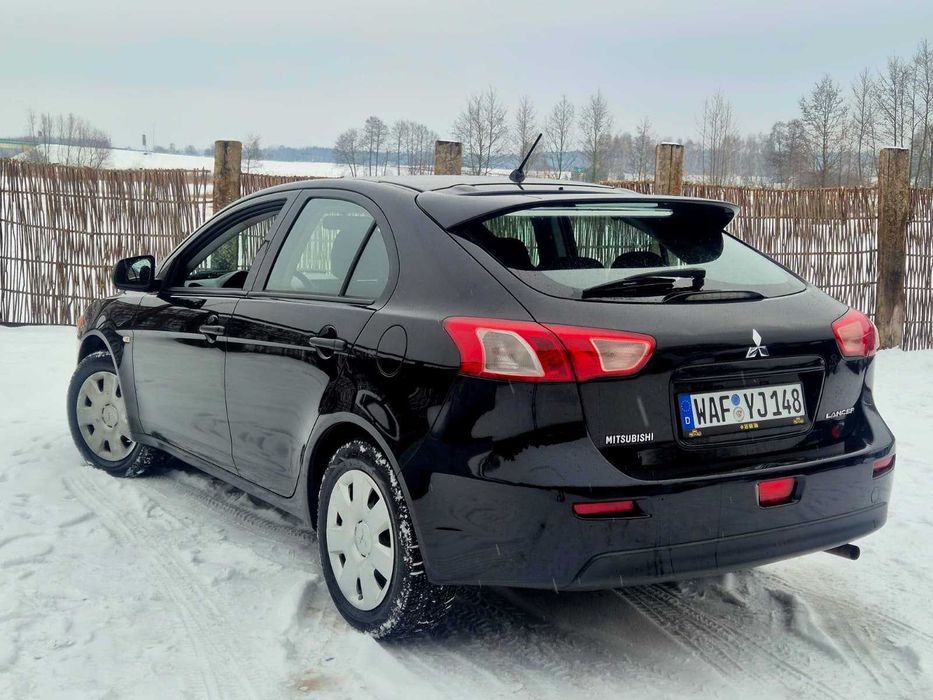 Mitsubishi Lancer Benzyna 109 KM 5-drzwiowy HB 2010r