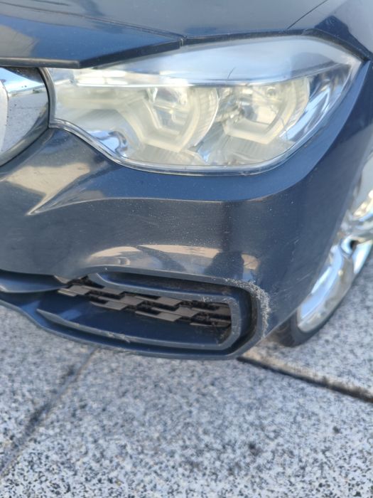 BMW 4 Series Coupé a bateria para criança - PARA DESOCUPAR -