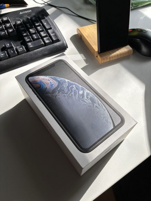 Iphone XR 128gb 83akb