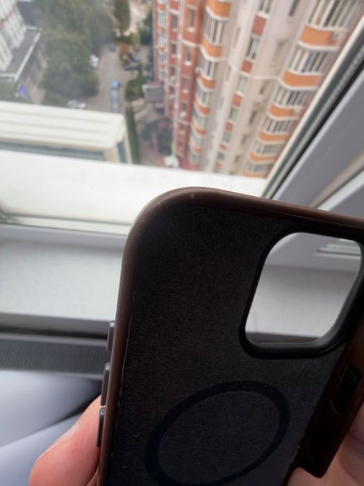 Шкіряний чохол Nomad Traditional Brown для iPhone 16 Pro Max