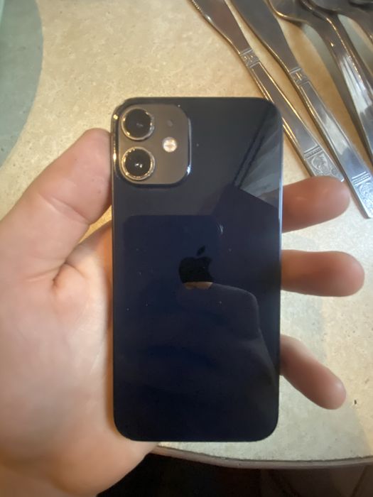 Iphone 12 mini granatowy