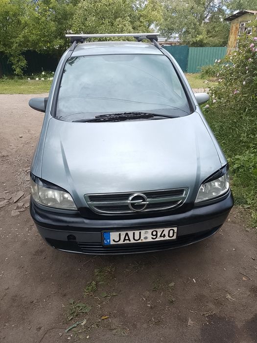Продам опель зафіра в ідеальному стані робити по авто нічого не треба