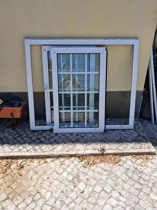 Vendo janela em aluminio 2 folhas