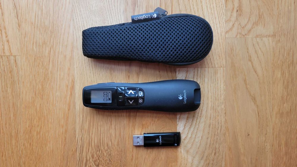 Професійний презентер Logitech Professional Presenter R800 (з чохлом)