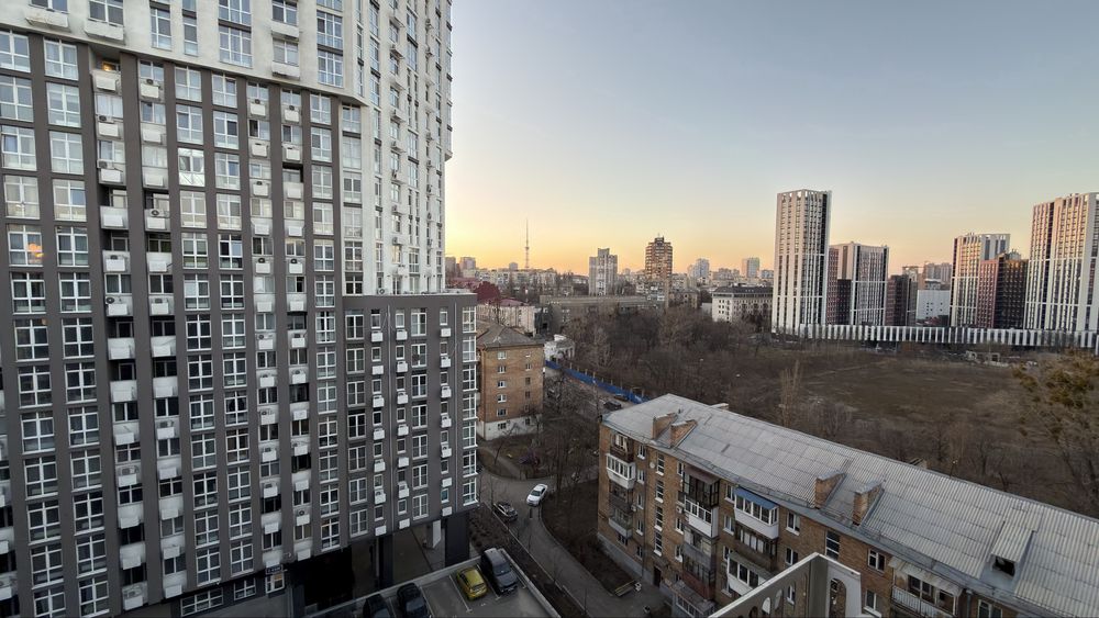 Продаж 1-к квартири, ЖК Forward, вул. Ростиславська 5А.