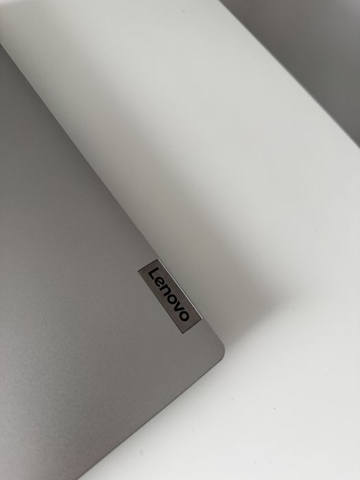 Lenovo IdeaPad 3