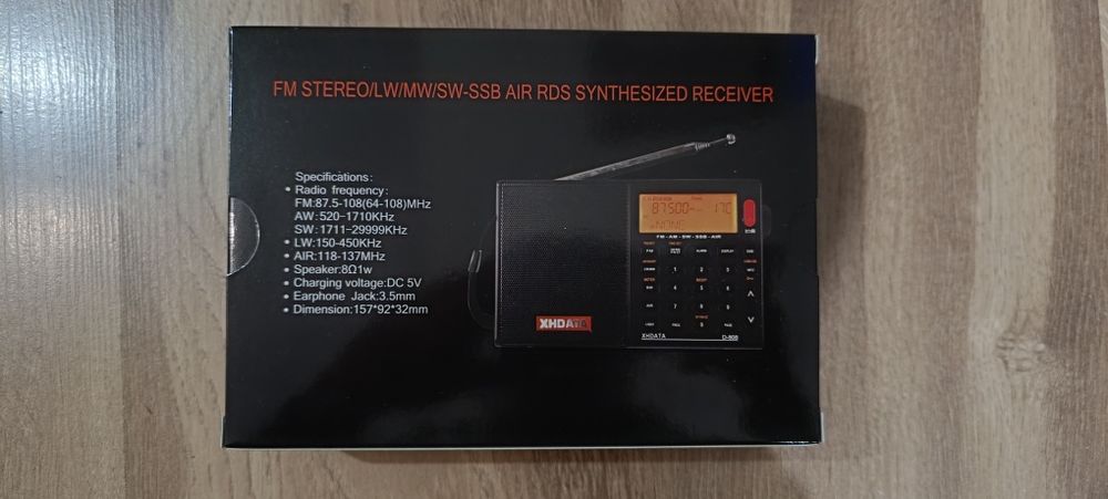 Radio globalne XHDATA D-808