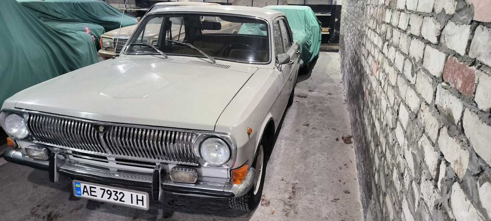 Волга    ГАЗ  24