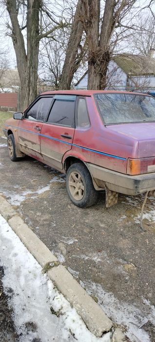 Продам авто по тп.псати в ватсап,вайбер.телефон дзвінки не приймає.