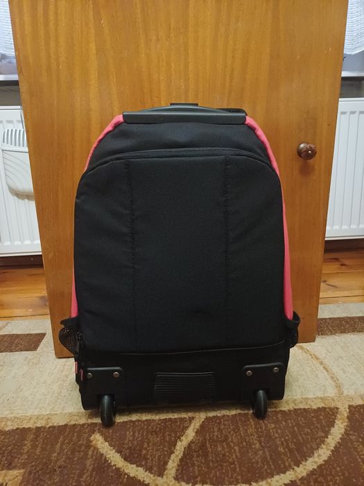 Plecak na kółkach