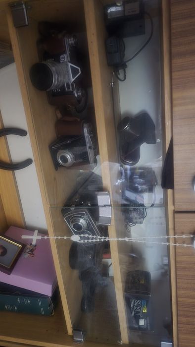 Stare aparaty fotograficzne i kamery video 8