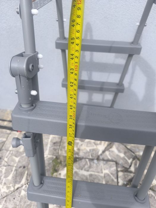 Drabinka do basenu bastwey 140 cm