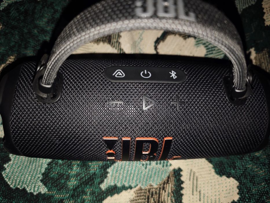 колонка JBL charge 6