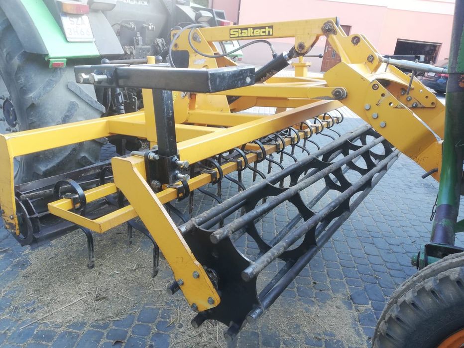 Agregat uprawowo siewny firmy Staltech 3m