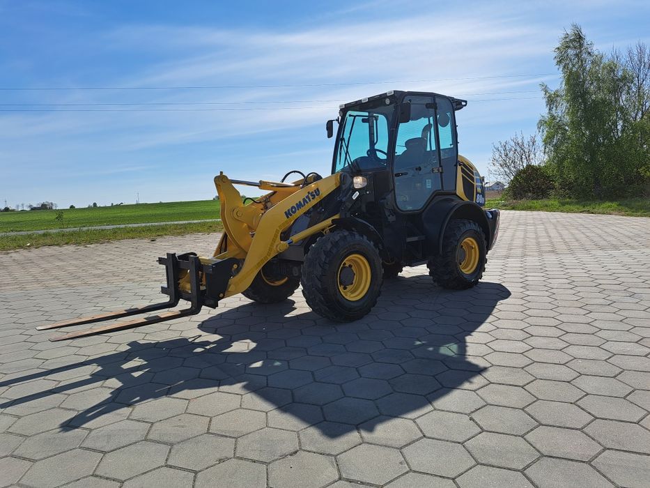 KOMATSU WA80-7M Cat JCB Volvo 2019r 1800mth ładowarka widły Zamiana