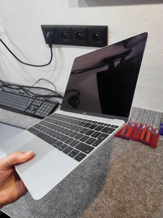 Macbook Air A1534