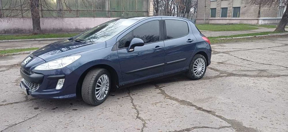 Peugeot 308 - 2008г