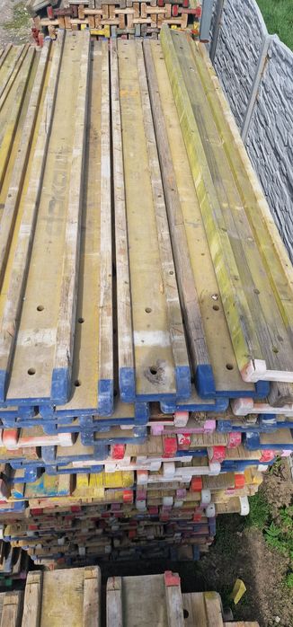 Topola płyty szalunkowe czarne szalunki stropowe dźwigary stemple