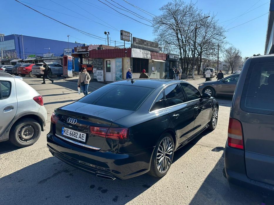 Продам ауди а6 с7 2018 год
