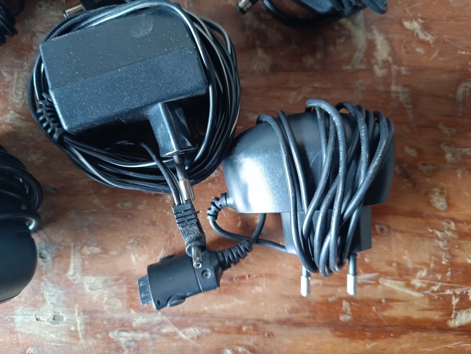 Блоки живлення різні