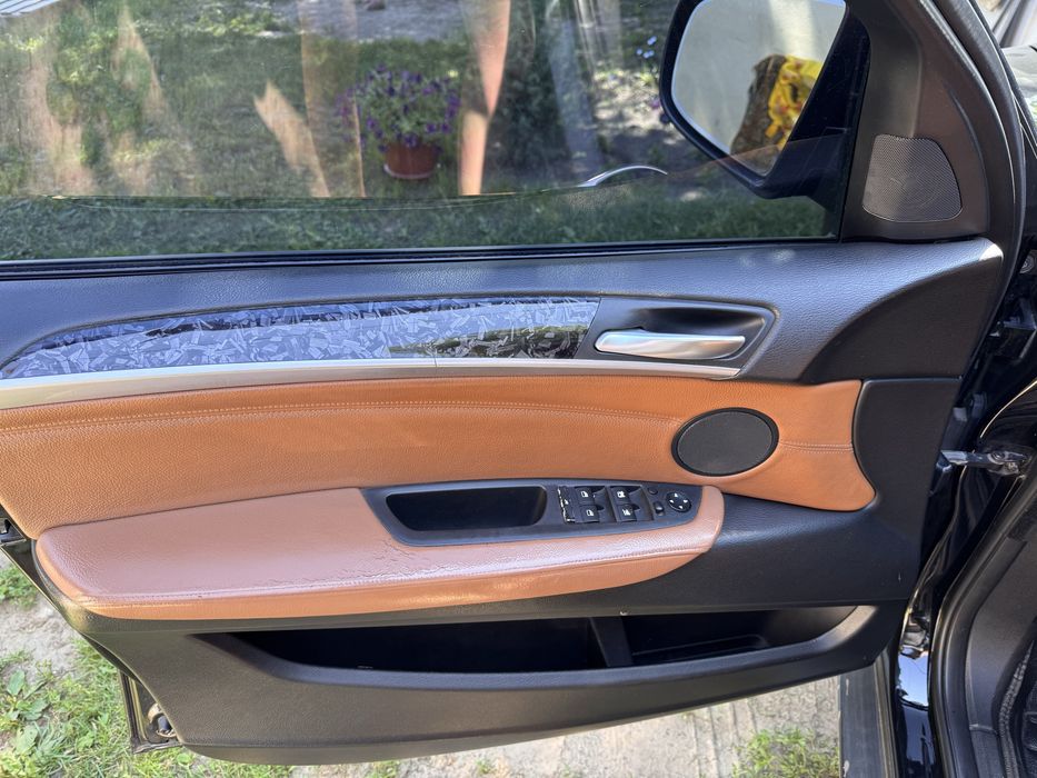 Продам BMW X5 E70