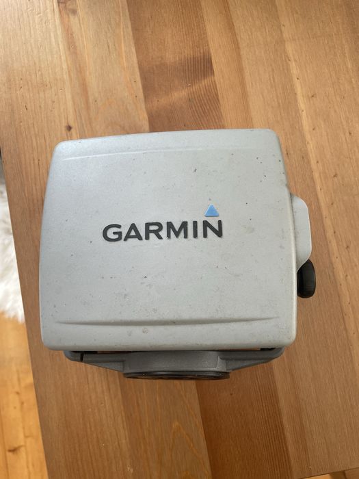 Sonda Garmin completa Fishfinder 400C