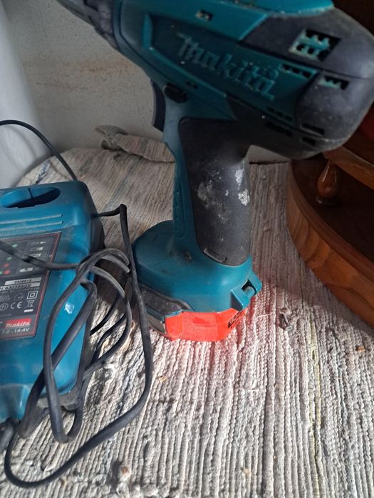 Vendo Aparafusadora Elétrica