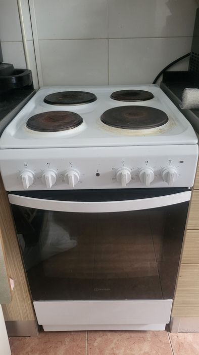 Fogão indesit elétrico com forno