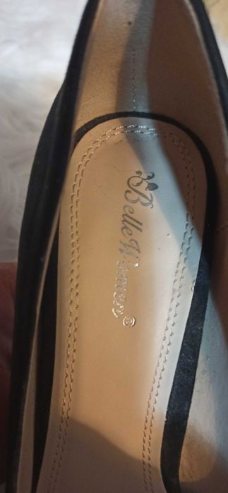 Buty zamszowe na obciase Belle Women
