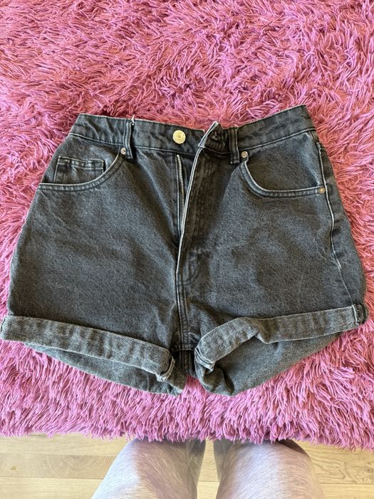 Джинсовые шорты Zara,размер 38