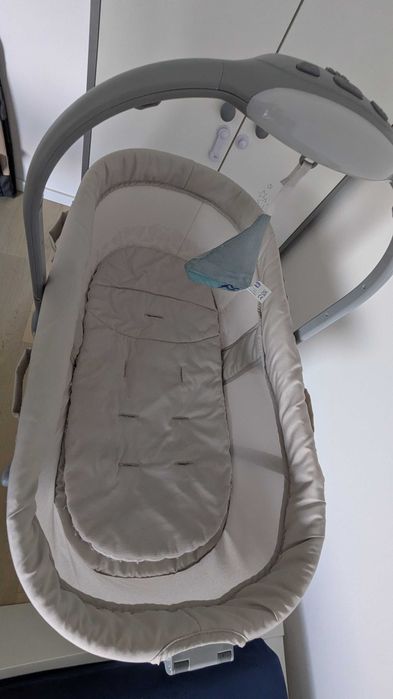 Chicco Baby Hug 5w1 łóżeczko gondola krzesełko