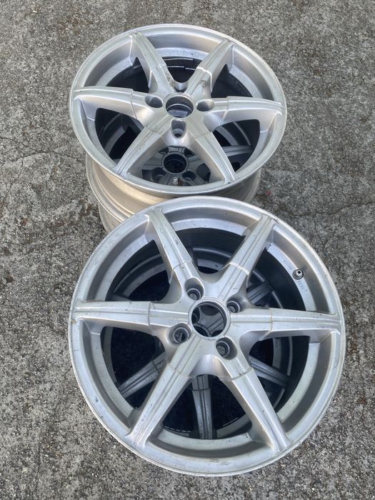 Vendo rodas 17 porque vou mudar de pais