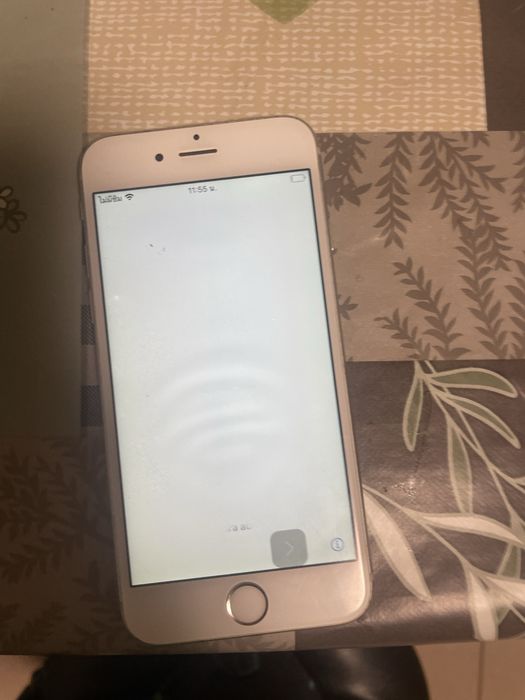 6s айфон пролаю  просто  не надо і затого продаю долго не зарядали 6ss