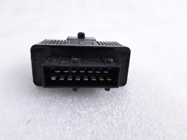 Botão / interruptor electromecânico / relé CITROËN Berlingo (B9)