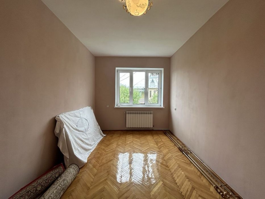 Продаю будинок в Коломиї, збережений, будували для себе