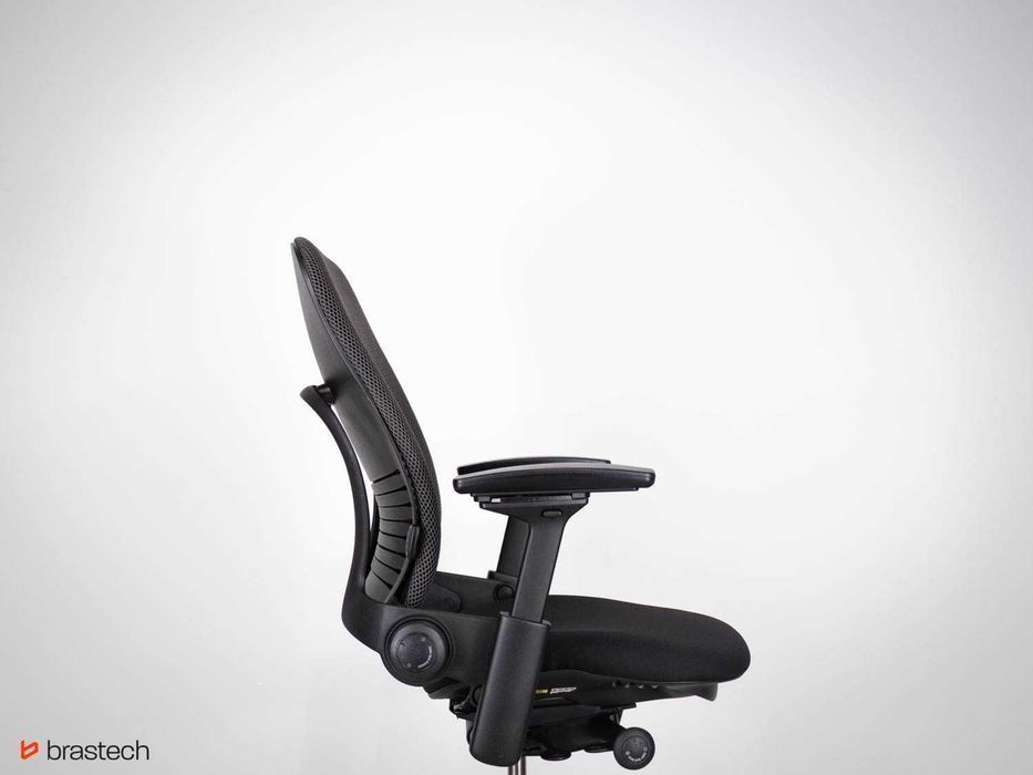 Fotel ergonomiczny Steelcase Leap V2 Nowa Tapicerka