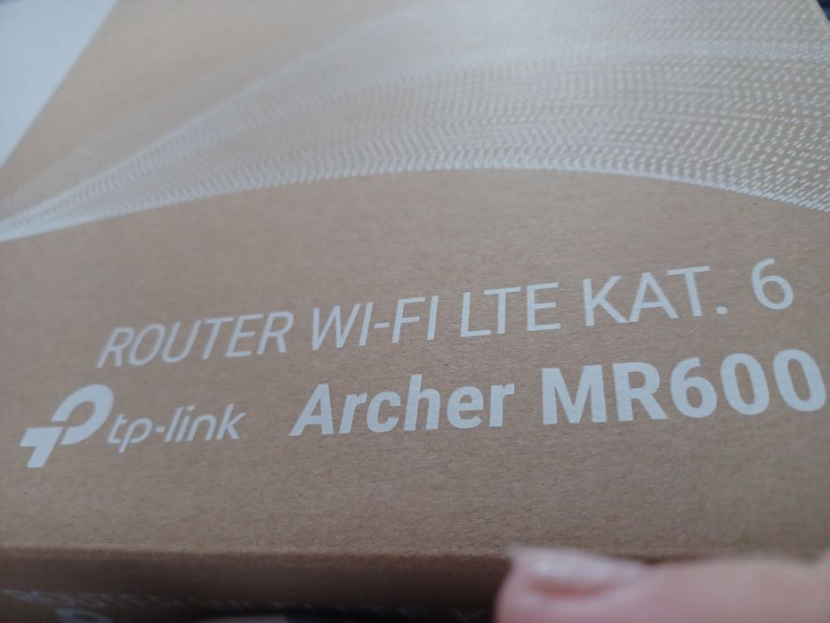 Ruter play mr600