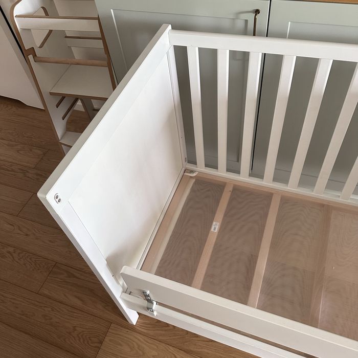 Łóżeczko dziecięce IKEA SUNDVIK białe + barierka + materac