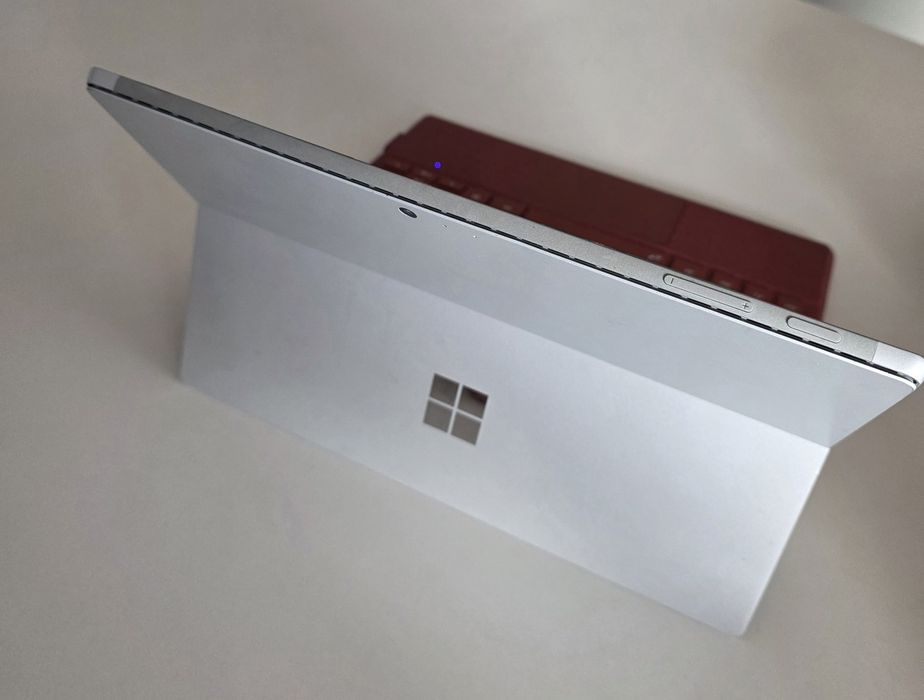 Microsoft Surface Pro 5