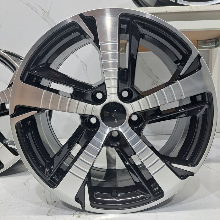 Jantes 16" furação 5x108 Peugeot Citroën Toyota Opel Fiat
Jantes 16" f