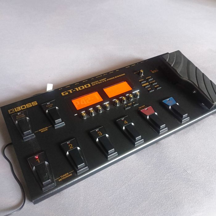 ギター BOSS GT-100 BOSS - GT-100 | COSM Amp Effects Processor