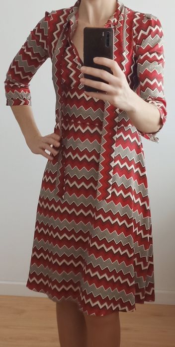 Vestido midi estampado retro Zara