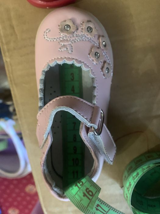 Детские туфли