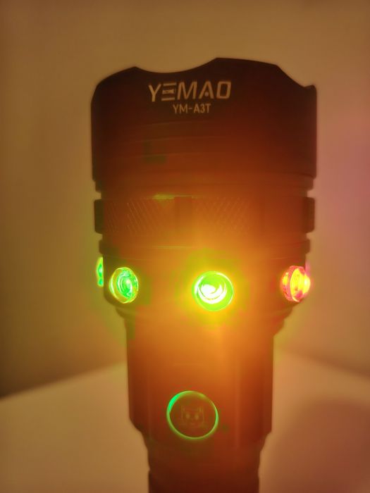 Yemao Ym-A3- 5000+950 lúmens. Super potente
